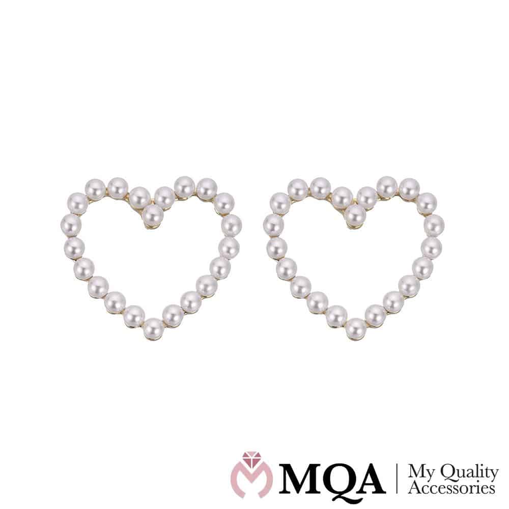 Öronpinnar med hjärta och pärlor