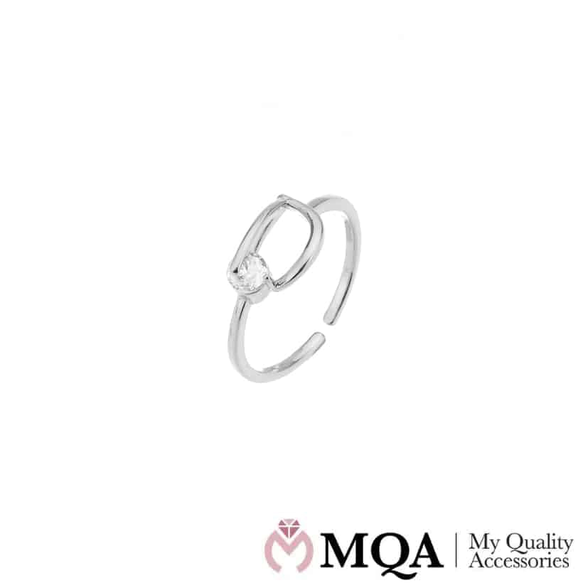 Ring elegant och minimalistisk design med liten gnistrande sten