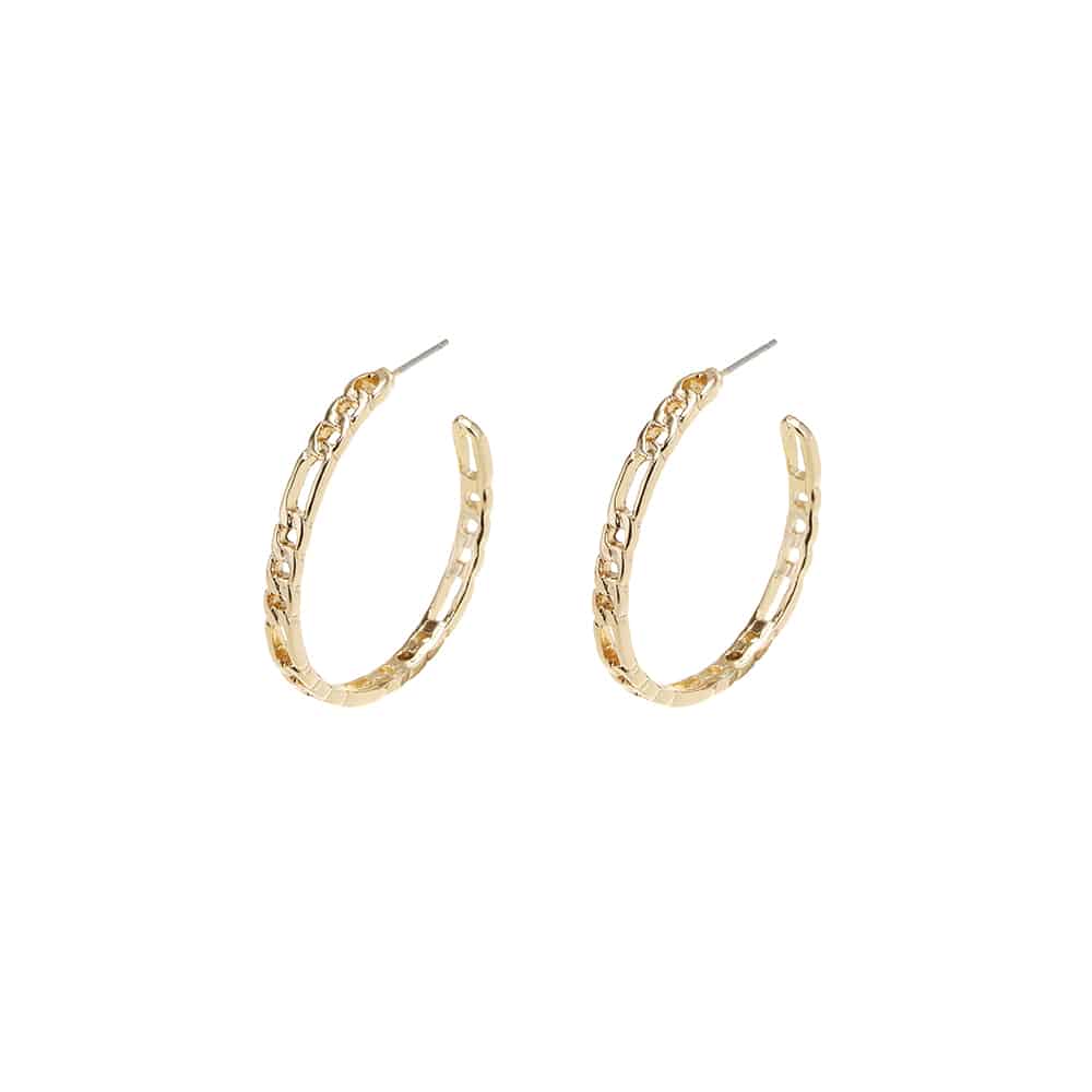 Örhängen, guldfärgade vackert utformade