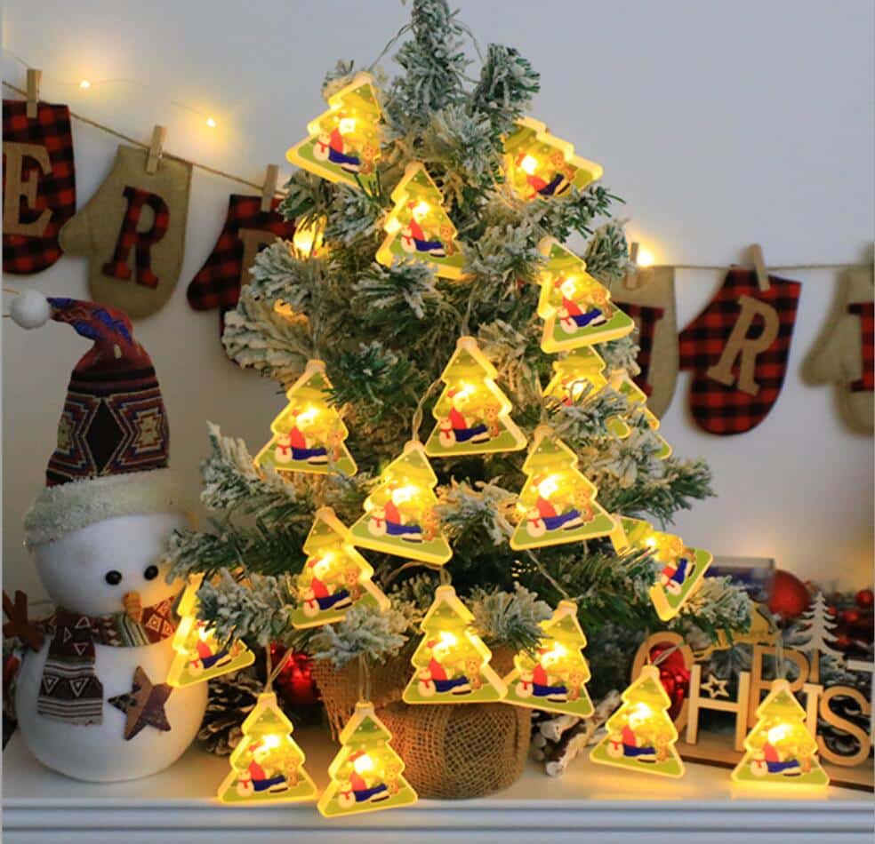LED-ljusslinga 2 meter med Julgran och Jultomten (10 st)