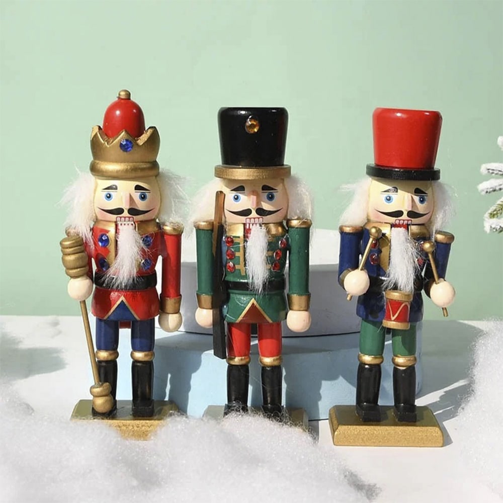 Nötknäpparfigurer i Trä - 15 cm, set med 3 figurer -