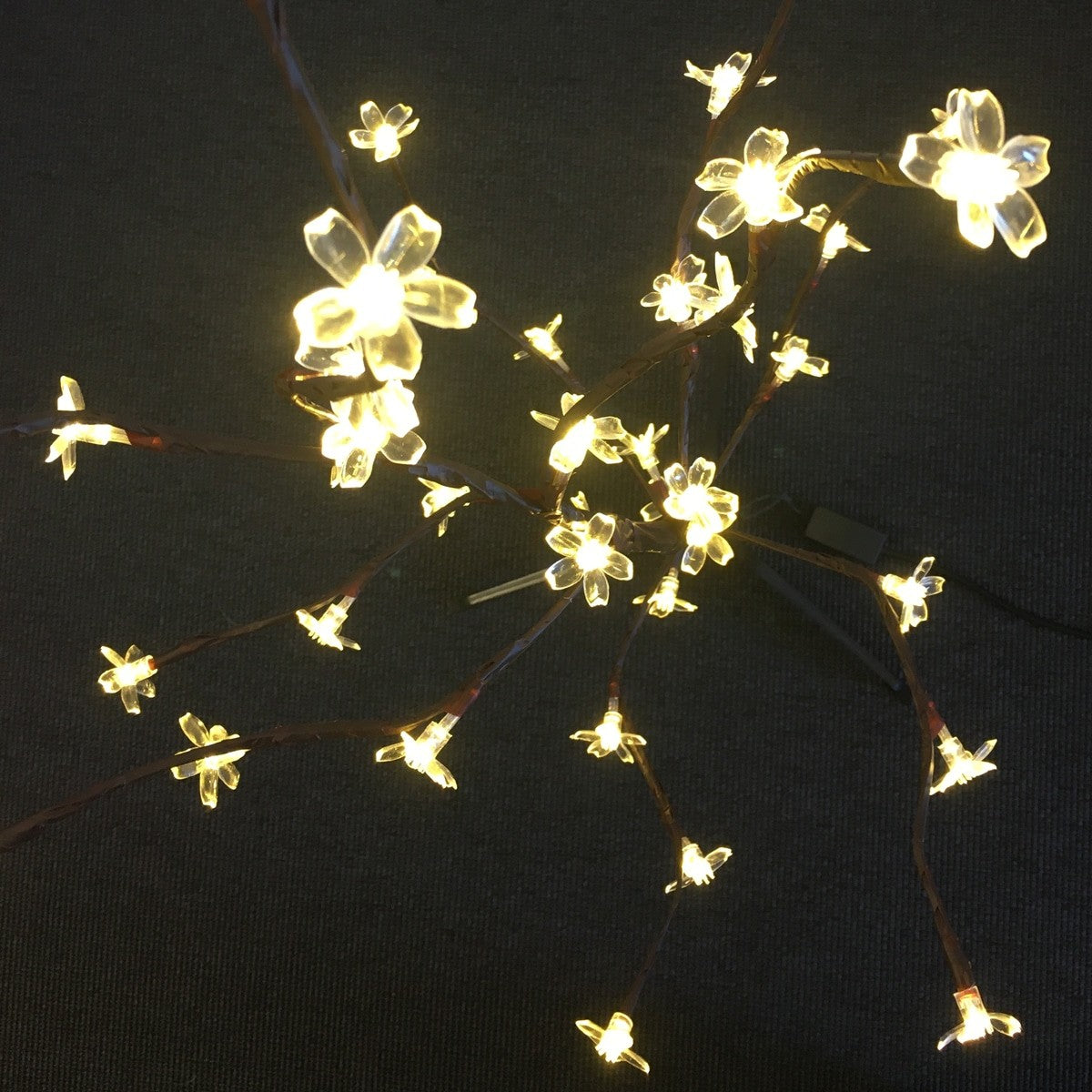 LED-Ljusträd 60 cm. inkl. fot (varmvit LED)