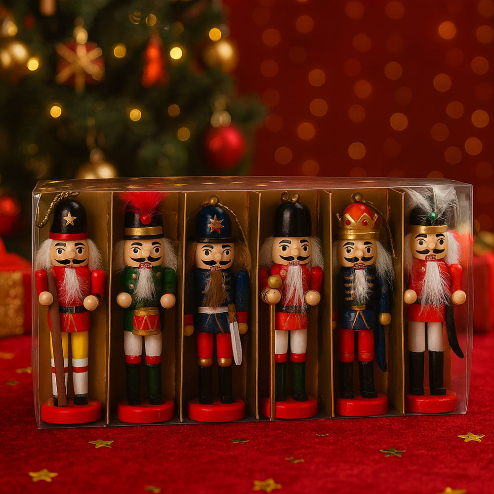 Nötknäpparfigurer i trä – 12,5 cm, set med 6 figurer –