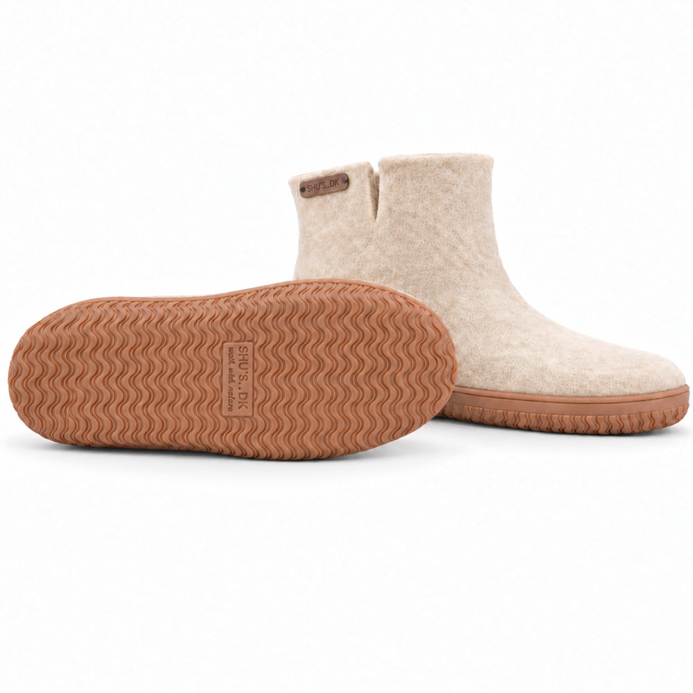 Ullstövlar (100% ren ull) Modell Beige med gummisula