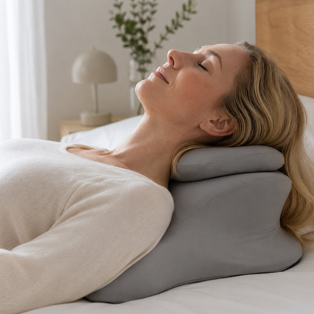 Ergonomisk kilkudde i memory foam med avtagbar nackkudde