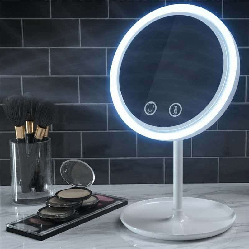 Sminkspegel med LED-ljus och fläkt